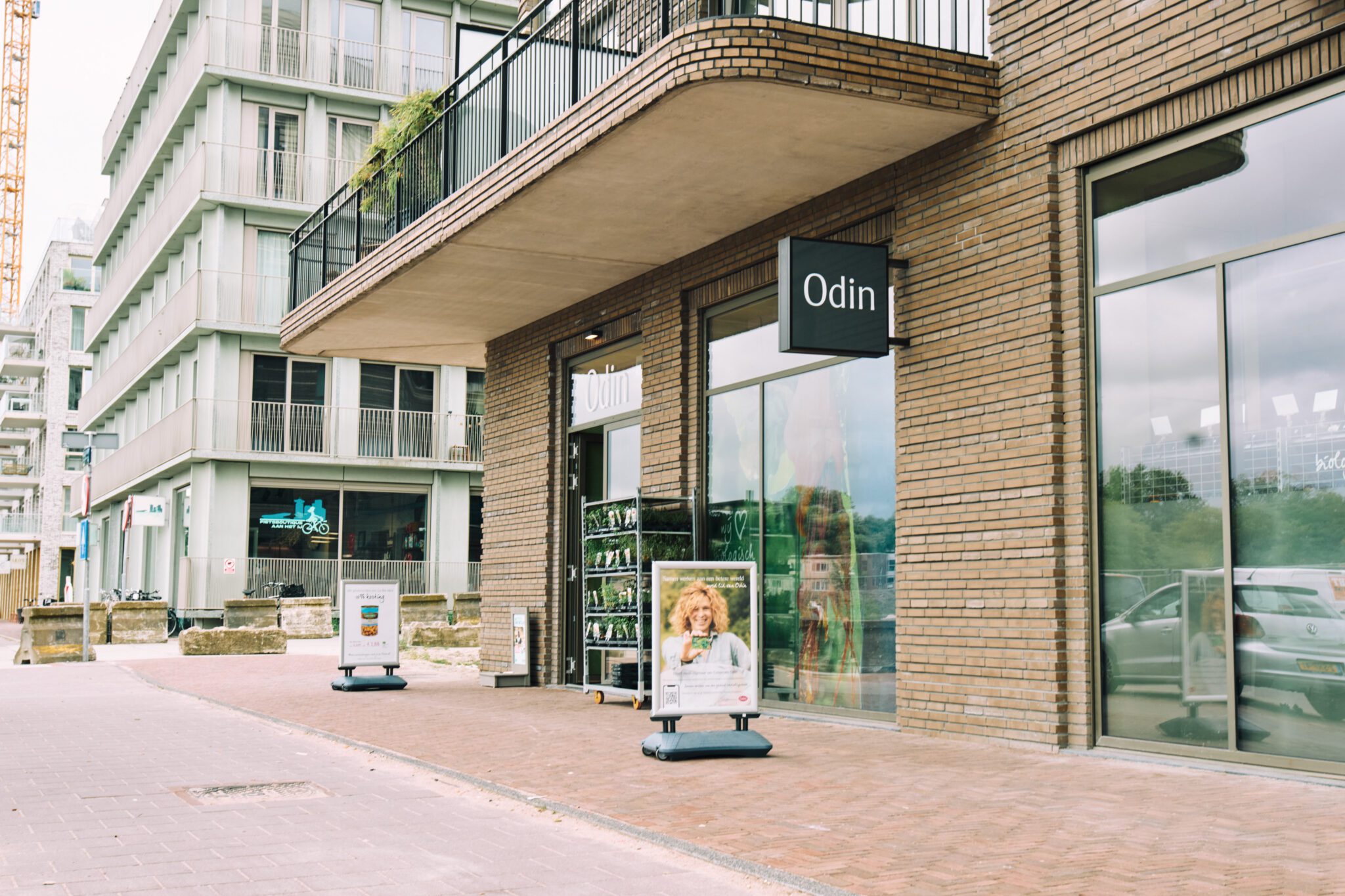 Odin biologische supermarkt aan het ij